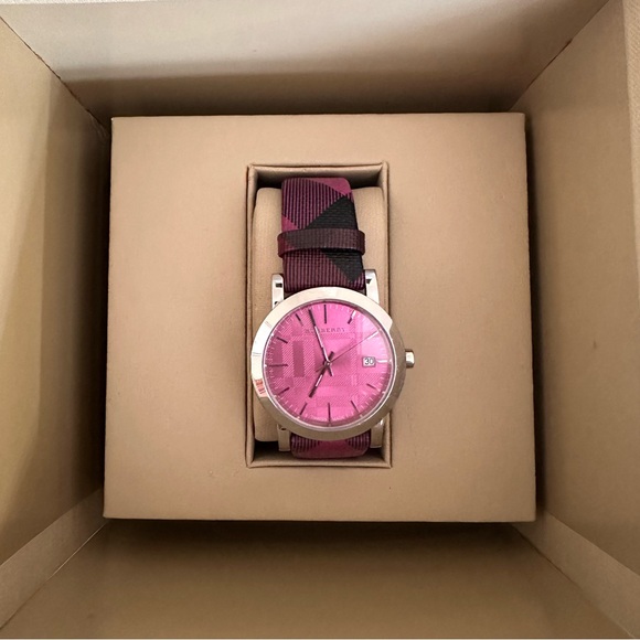 Burberry Watch - Picture 1 of 12